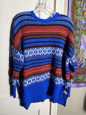 BCBGMAXAZRIA Oversized Blue Red Geometric Knit Sweater - Small